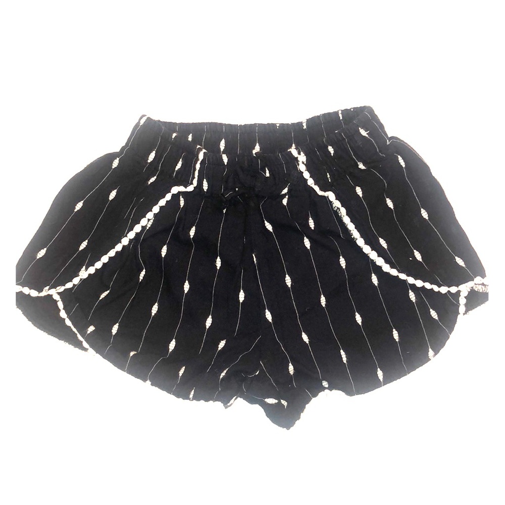 Old Navy black & white shorts with lace detail, 2T